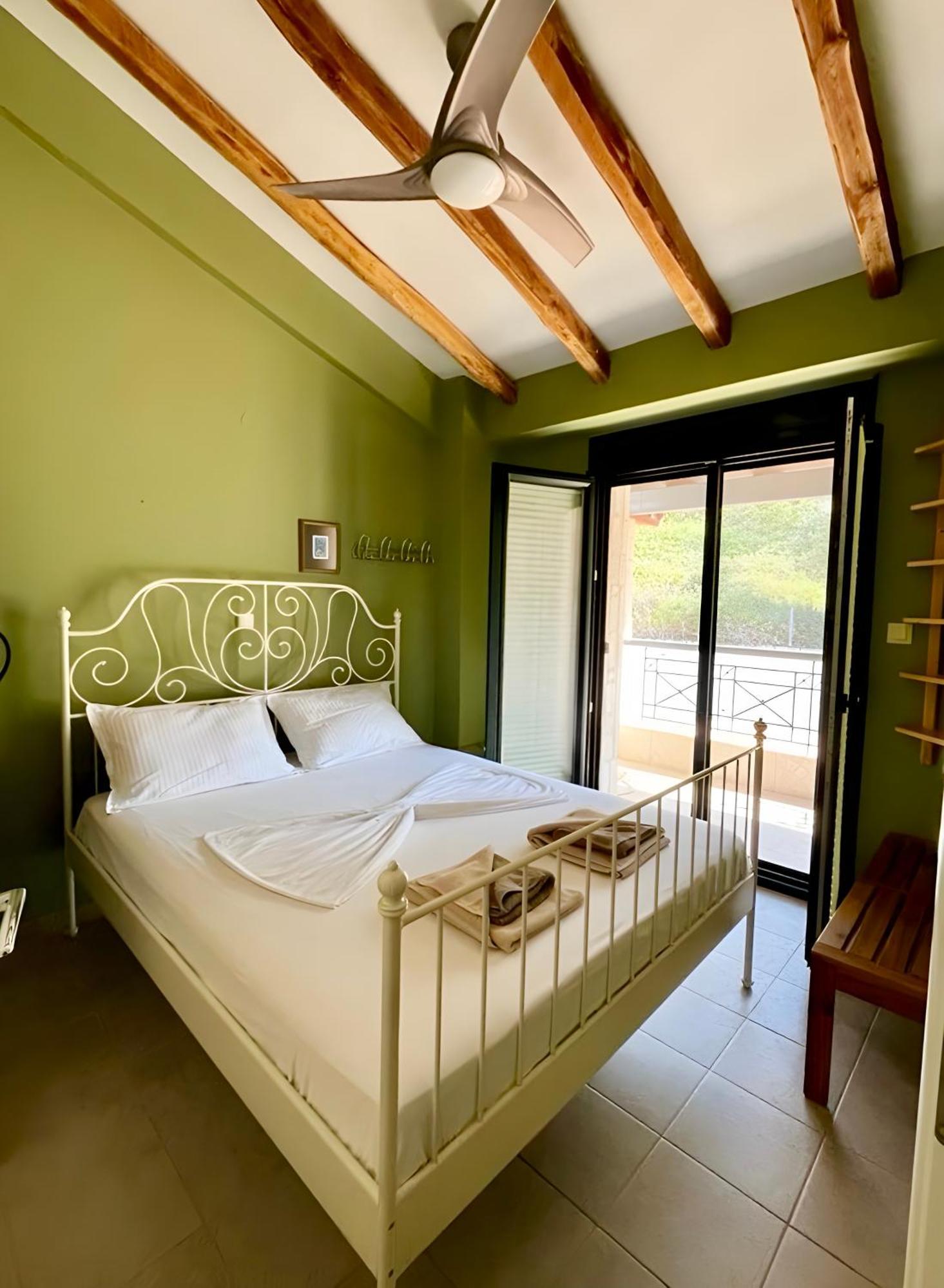 Mikael Pool Villa 팔리오우리 외부 사진